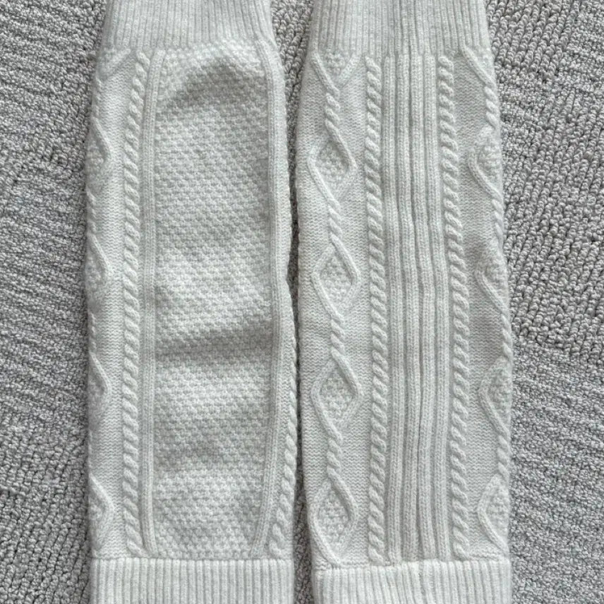 [BUNJANG] The Barnet Ivory Leg Warmers / 더바넷 레그워머 아이보리