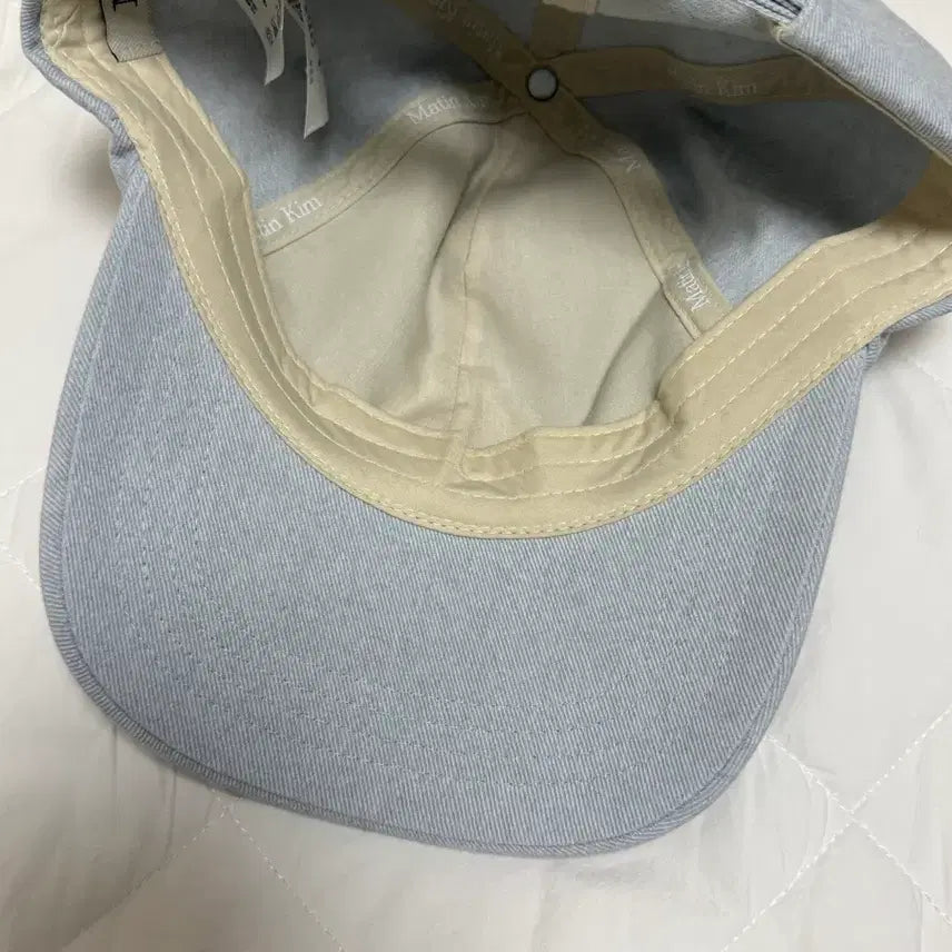 [BUNJANG] Matinkim Macaron Logo Ball Cap Sky Blue / 마뗑킴 마카롱 로고 볼캡 스카이블루