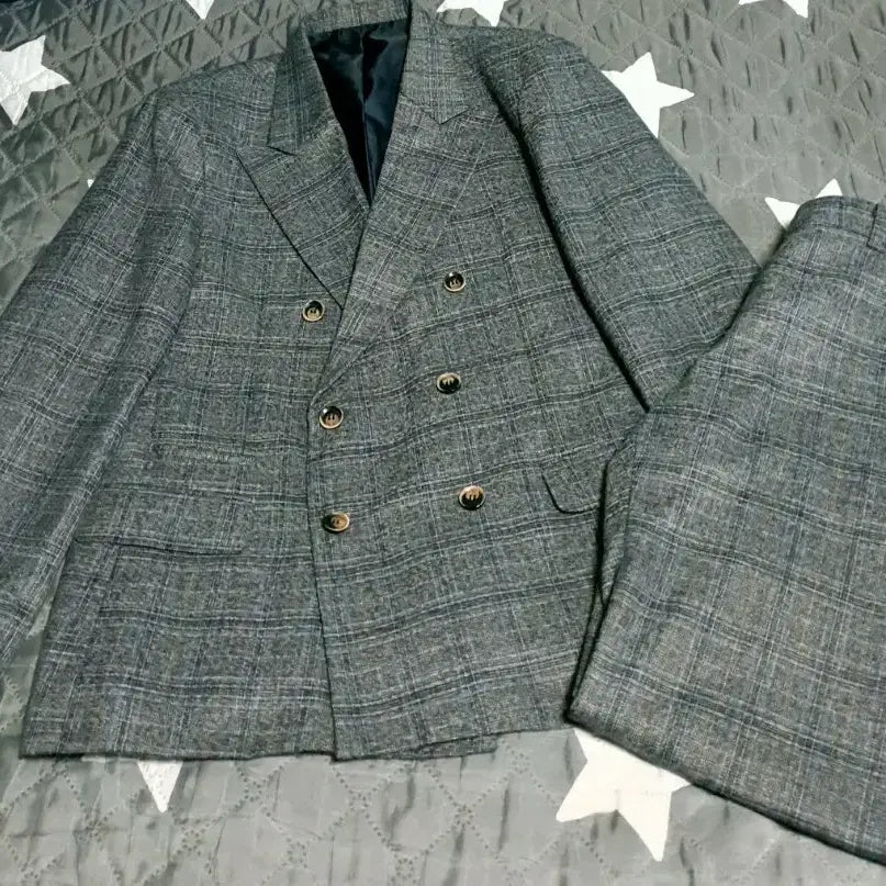 [SOLD OUT] (디자이너 초판)마랑고니 클래식체크 더블버튼 피크트라펠 수트셋업  그레이