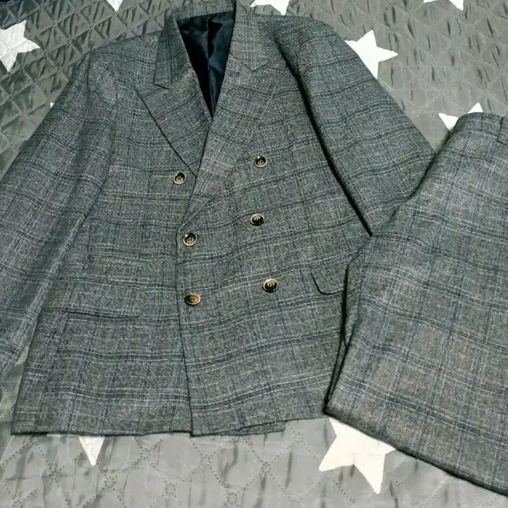 [SOLD OUT] (디자이너 초판)마랑고니 클래식체크 더블버튼 피크트라펠 수트셋업  그레이