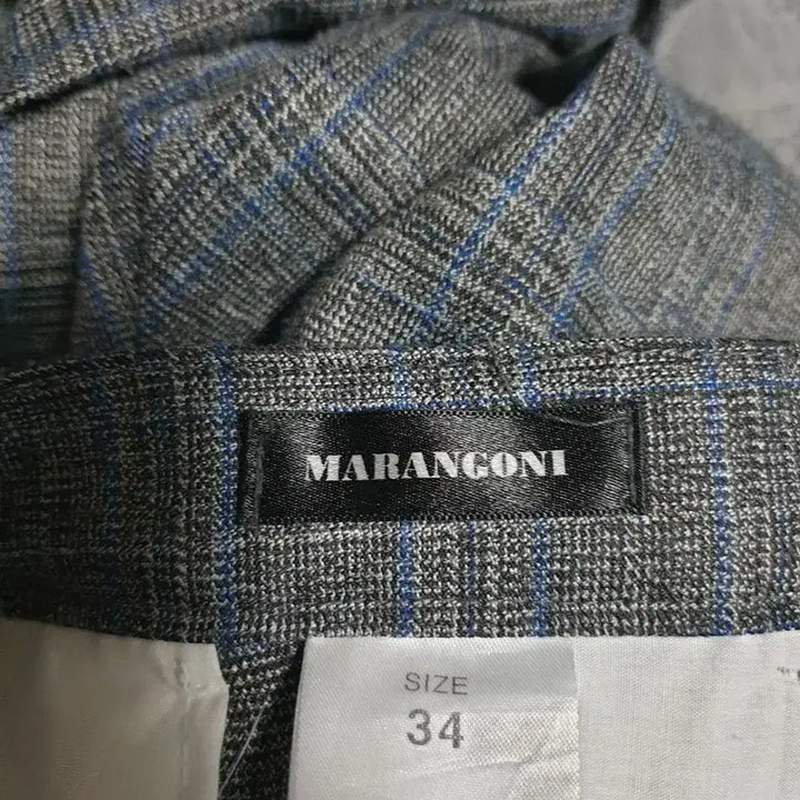 [SOLD OUT] (디자이너 초판)마랑고니 클래식체크 더블버튼 피크트라펠 수트셋업  그레이