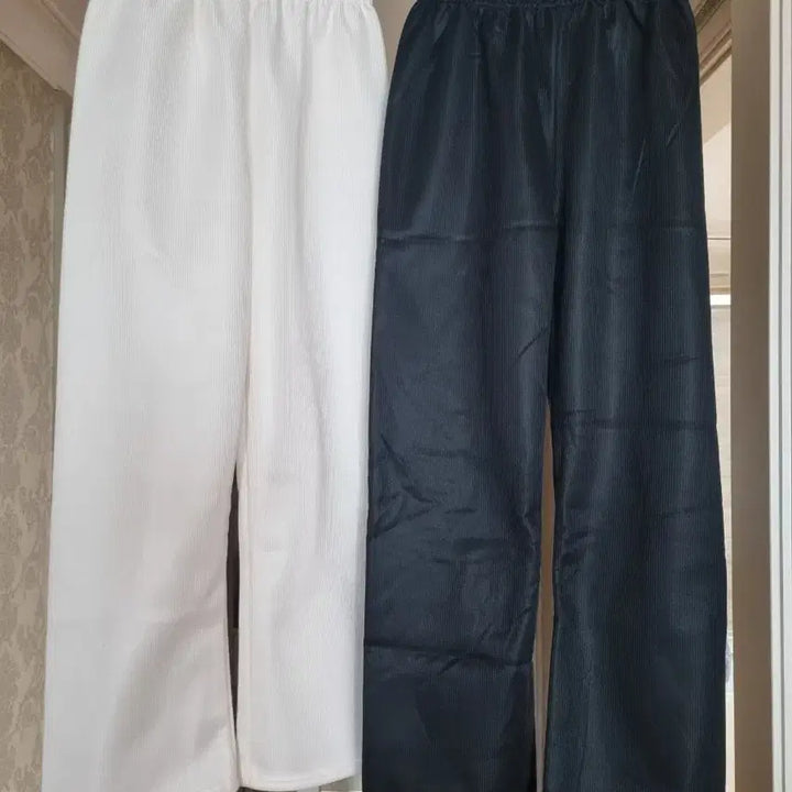 [SOLD OUT] 새상품 코듀로이 와이드 팬츠 (아이보리/블랙)  하나가격 새상품