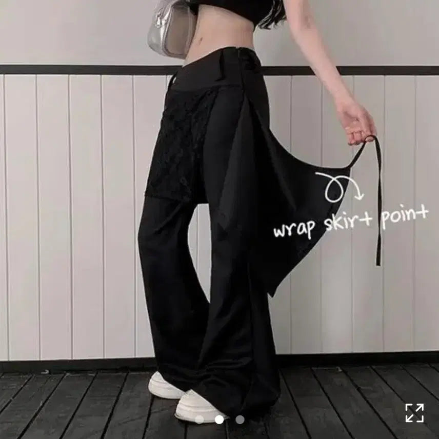 [BUNJANG] Layered Lace Wrap Bootcut Skirt Pants / 레이어드 레이스 랩 부츠컷 스커트팬츠