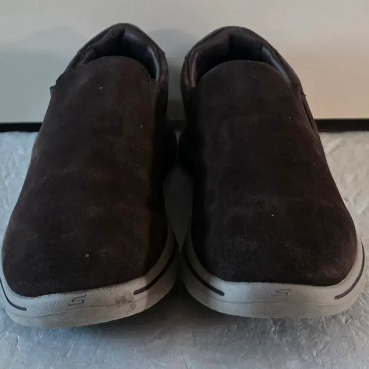 [BUNJANG] Skechers Go Walk 5 Slip-on Special Edition Chocolate Brown Sneakers / [250] 스케쳐스 고워크5 슬립온 스페셜 초콜릿브라운ㅡ단종매물,최저가