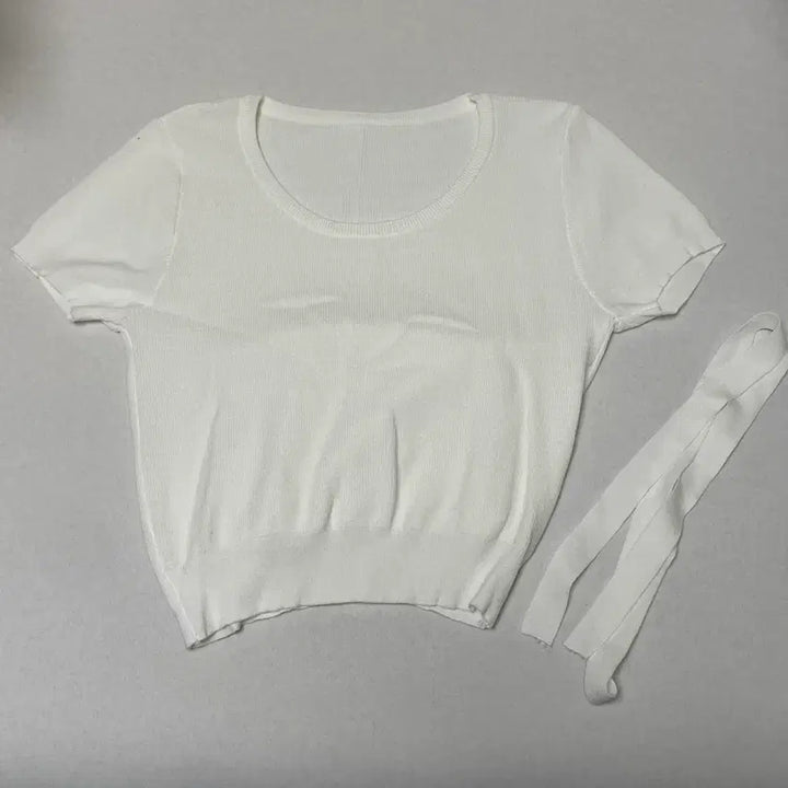[BUNJANG] Knit Short-Sleeve T-shirt with Scarf / 니트 반팔티(머플러 세트)