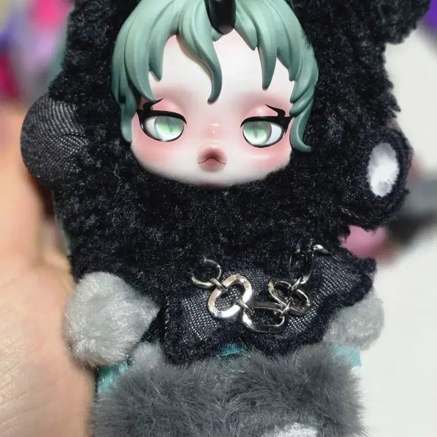 [BUNJANG] Pop Mart Skullpanda My Little Pony Queen Chrysalis Figure / [팝마트] 스컬판다 마이리트포니 퀸 크리살리스 팝니다 1:72