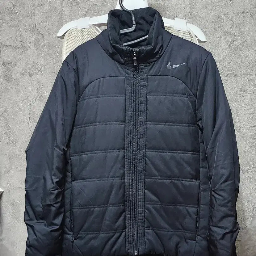 [BUNJANG] Nike Black Padded Jumper / 나이키 블랙 패딩 점퍼