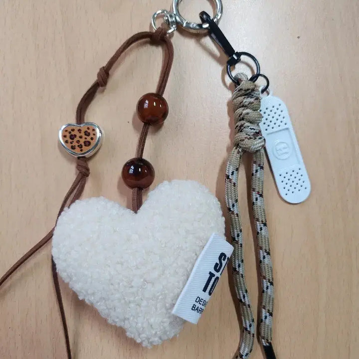 [BUNJANG] Heart Keyring Charm Accessory / 하트 키링 디자인 참 장식(완제품)