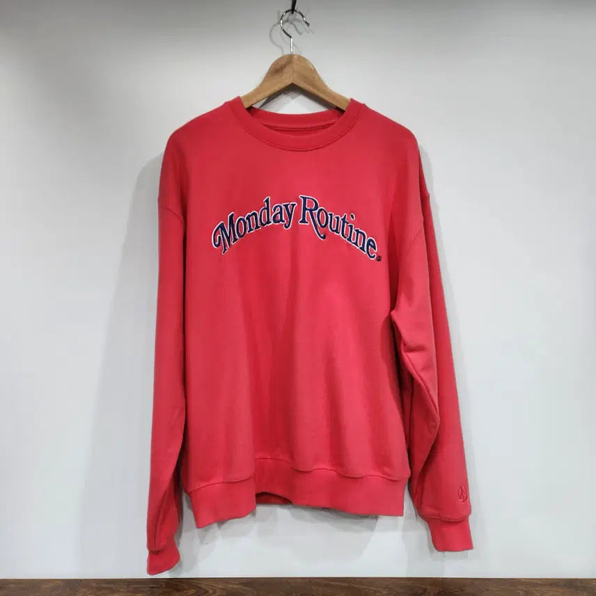 [BUNJANG] Physical Department Sweatshirt / 피지컬디파트먼트 맨투맨