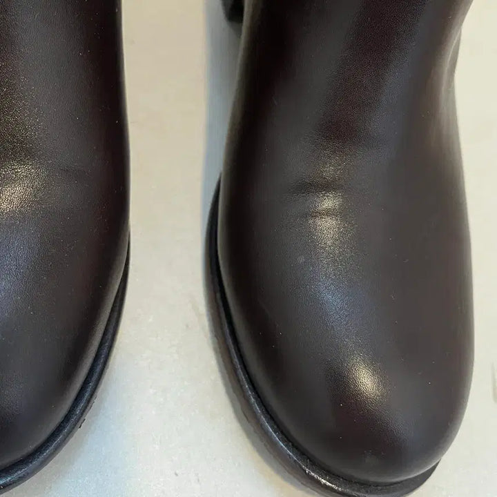 [BUNJANG] Komorebi Museum Cow Leather Classic Middle Boots Brown 240 / 코모레비뮤지엄 카우레더 스트랩 클래식 미들부츠 브라운 240