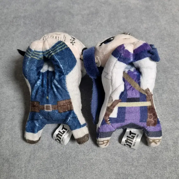 [BUNJANG] Golden Kamuy Hug-Charu Ogata and Asirpa Bundle Set / 골든카무이 허그캬라 오가타 아시리파