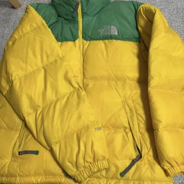 [BUNJANG] The North Face Nuptse 700 Yellow Green Padded Jacket / 노스페이스 눕시 700 옐로우 그린 패딩 95