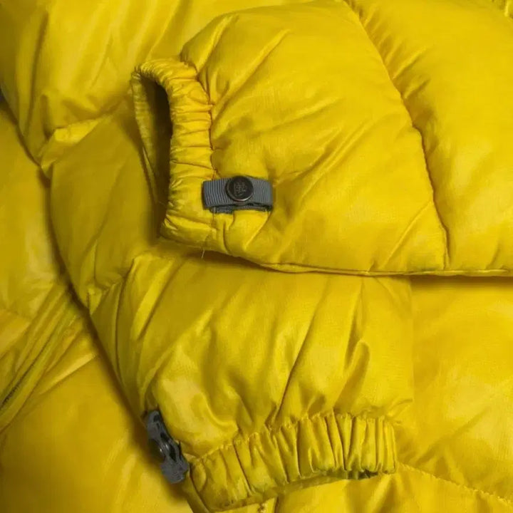 [BUNJANG] The North Face Nuptse 700 Yellow Green Padded Jacket / 노스페이스 눕시 700 옐로우 그린 패딩 95