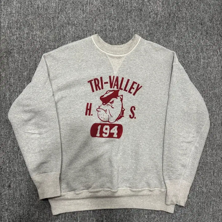 [BUNJANG] Warehouse 401 TRI-VALLEY Gray Sweatshirt / 웨어하우스 401 TRI-VALLEY 그레이 스웻 44