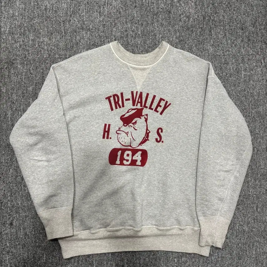 [BUNJANG] Warehouse 401 TRI-VALLEY Gray Sweatshirt / 웨어하우스 401 TRI-VALLEY 그레이 스웻 44
