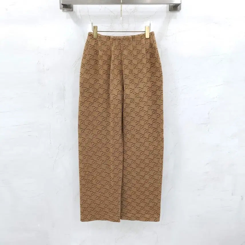 [BUNJANG] Fendi Logo Knit Pants Camel / 40 / 펜디 로고 니트 팬츠 카멜 FZR735
