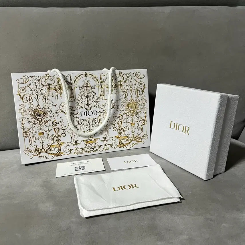 [BUNJANG] Dior Oblique Saddle Card Wallet / [새상품급] 디올 오블리크 새들 카드지갑