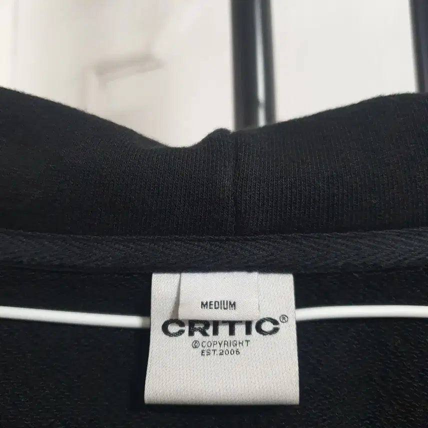 [BUNJANG] Critic Black Hoodie Zip-up / CRITIC 크리틱 후드집업 블랙 L 100