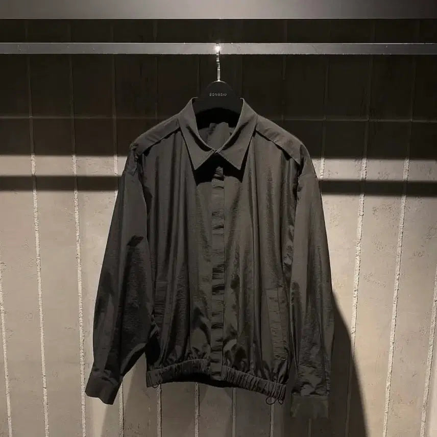 [SOLD OUT] 22SS 송지오 블랙 스트링 셔츠 48사이즈