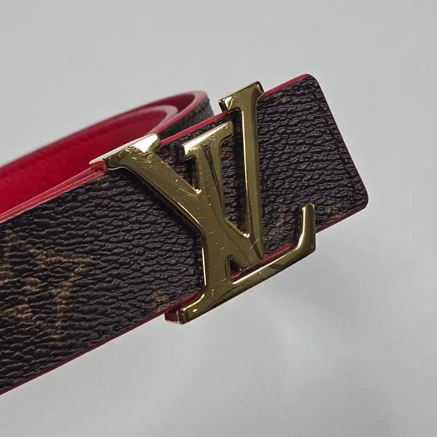 [BUNJANG] Louis Vuitton Monogram LV Initiales Reversible Belt / 루이비통 모노그램 LV 이니셜 리버서블 벨트 ( 75 )