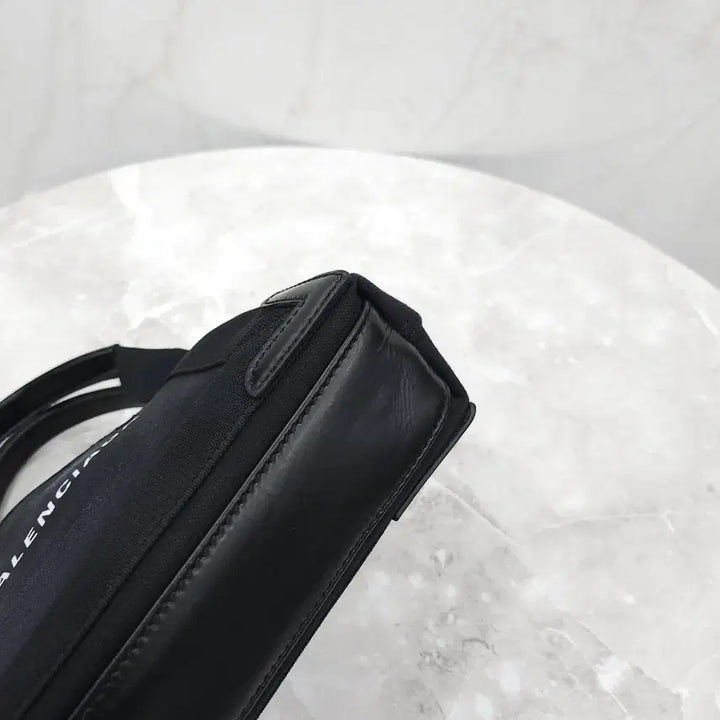 [BUNJANG] Balenciaga Cabas Top Handle Tote Bag XS / 발렌시아가 블랙 로고 카바스 탑핸들 토트백 XS 390346