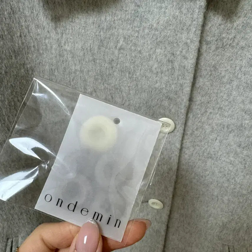 [BUNJANG] Onndmin Roen Half Handmade Coat / 온드민 로엔 하프 핸드메이드코트 여성코트
