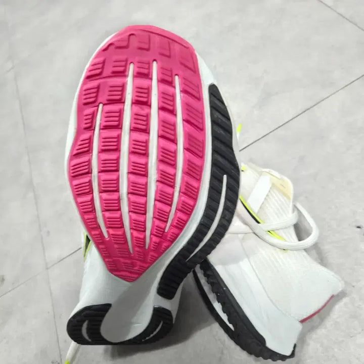 [BUNJANG] Nike Zoom Rival Fly 3 - RoadRace US 9.5 / 나이키 줌 라이벌 플라이 3 로드레이셔스275