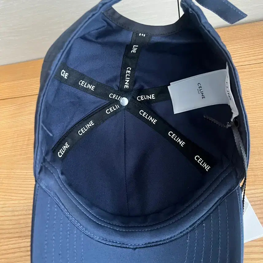 [BUNJANG] Celine Baseball Cap Navy Size L / 셀린느 배이스볼 캡[W] L사이즈 새제품