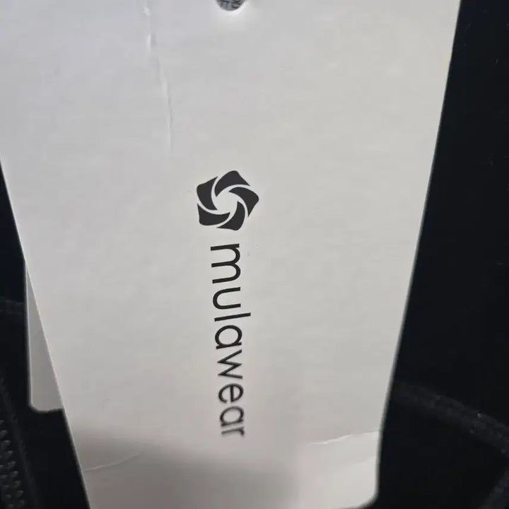 [SOLD OUT] (0001322)mulawear 블랙 벨벳 후드 집업6