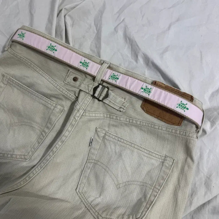 [BUNJANG] Brooks Brothers Turtle Embroidered Leather Belt / Usa 브룩스 브라더스 터틀 자수 레더 벨트