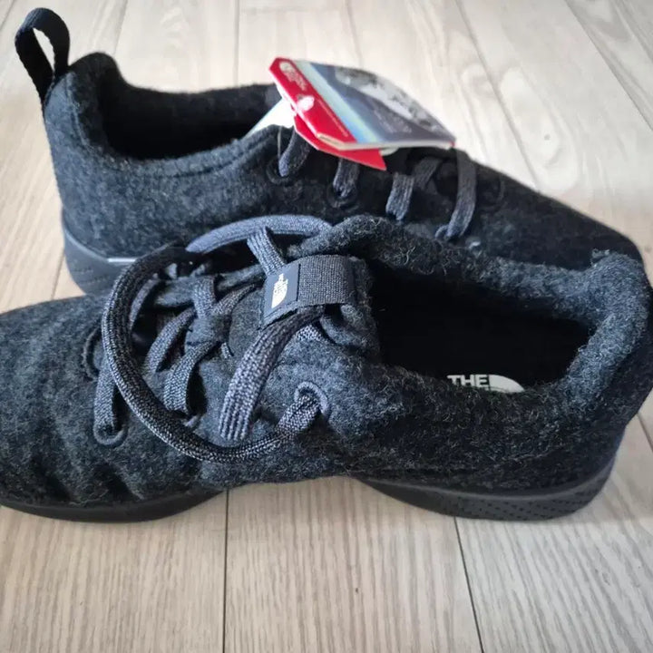 [BUNJANG] The North Face Classic Wool 250mm Shoes / 노스페이스 클래식 울 250mm(새신발)