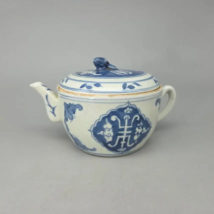 [BUNJANG] Antique Chinese Celadon Porcelain Teapot with Bat Motif / 도안이 특이한 청대양식 수자에 박쥐문 다관