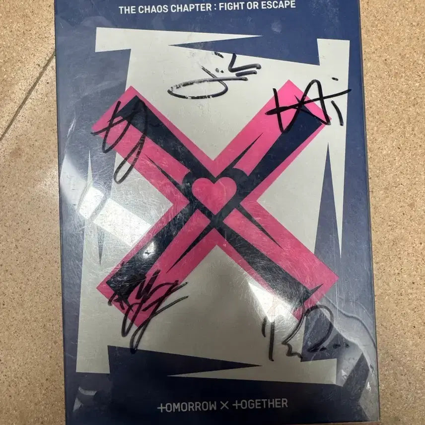[BUNJANG] TXT (Tomorrow X Together) Signed Album / 비매 투바투 TXT 친필 사인 싸인 앨범 투모로우바이투게더 chaos