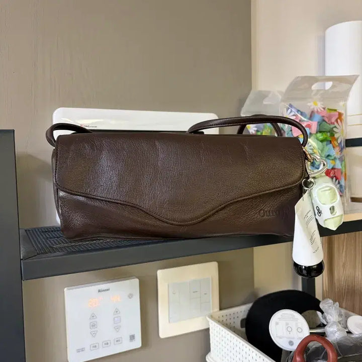 [BUNJANG] Auro Shoulder Bag Crossbody Bag / 아우로 숄더백 크로스백 가방끈 긴 보부상백