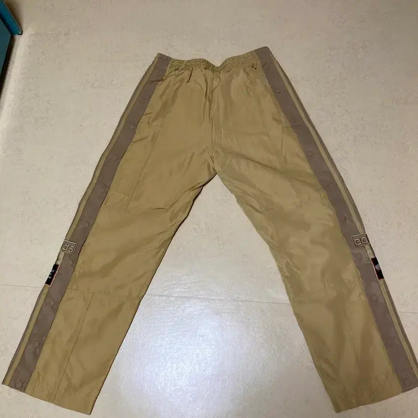 [BUNJANG] Adidas x Midwest Kids Track Pants (M) / 아디다스X미드웨스트키즈 트랙팬츠 된장(M 새제품)