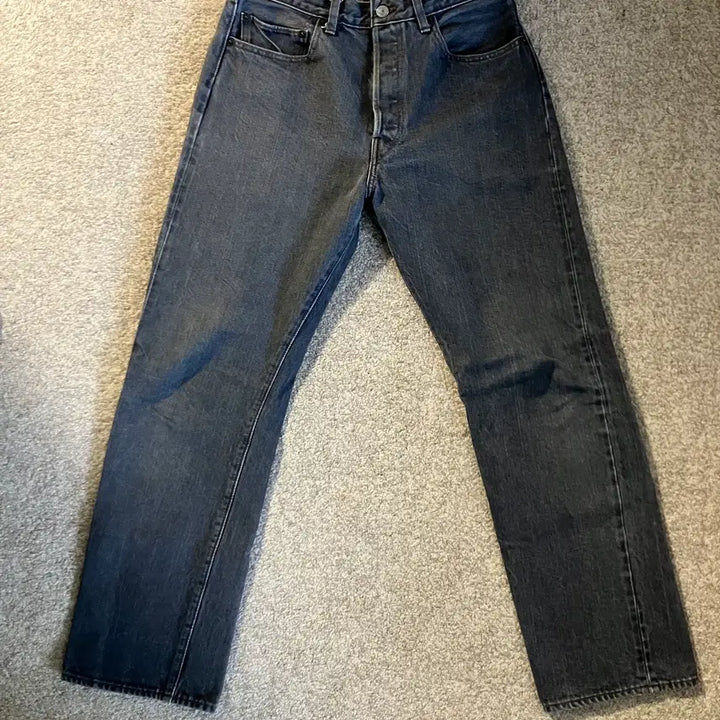 [BUNJANG] CIOTA Straight Denim Jeans (Medium Gray) / 시오타 CIOTA - 스트레이트 데님  (Medium Gray)
