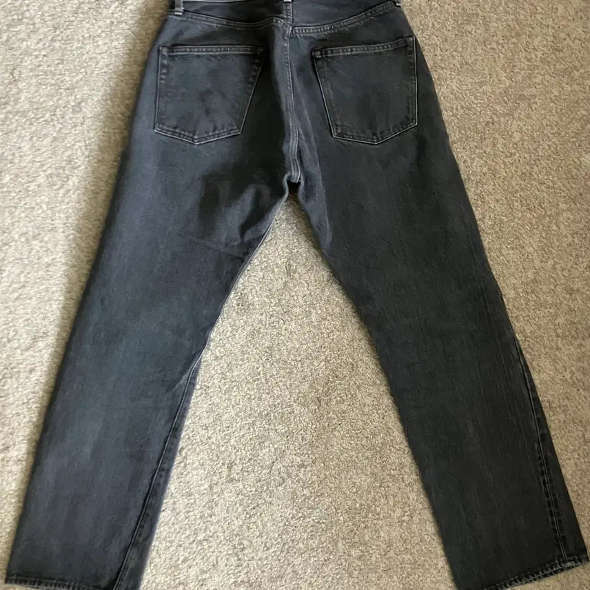 [BUNJANG] CIOTA Straight Denim Jeans (Medium Gray) / 시오타 CIOTA - 스트레이트 데님  (Medium Gray)