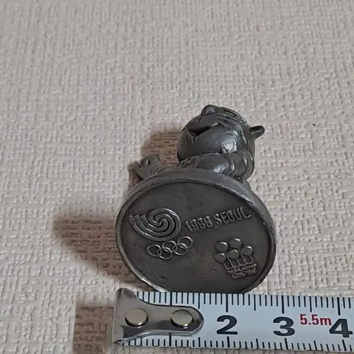 [BUNJANG] Hodori Figurine Tin Figurine Seoul Olympic / 호돌이 피규어 [ 주석 ] 레트로 피겨린 서울올림픽 근대사