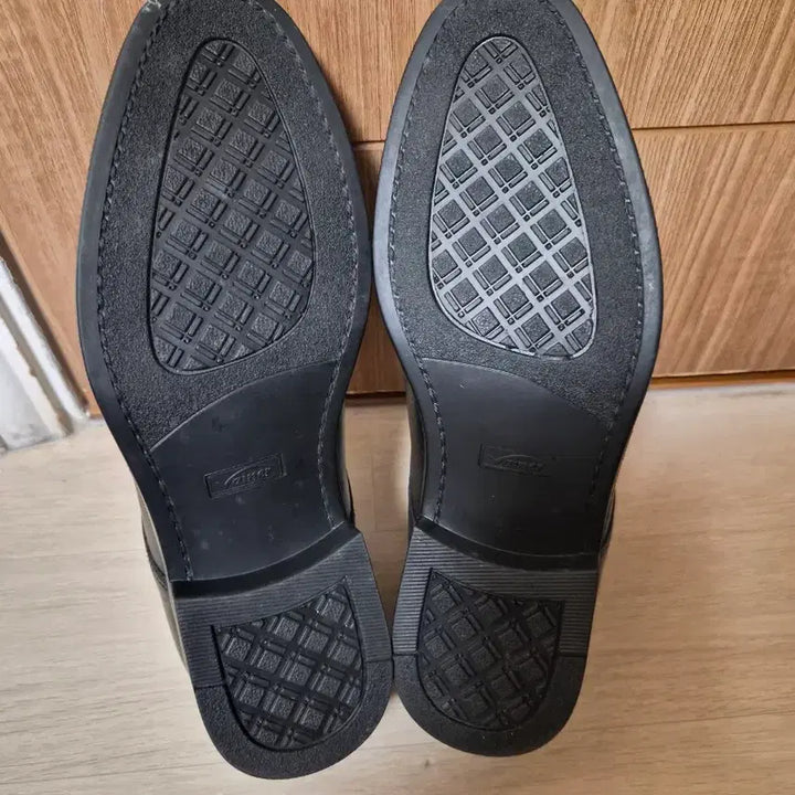 [SOLD OUT] 컴포트 바이네르 구두260~265mm