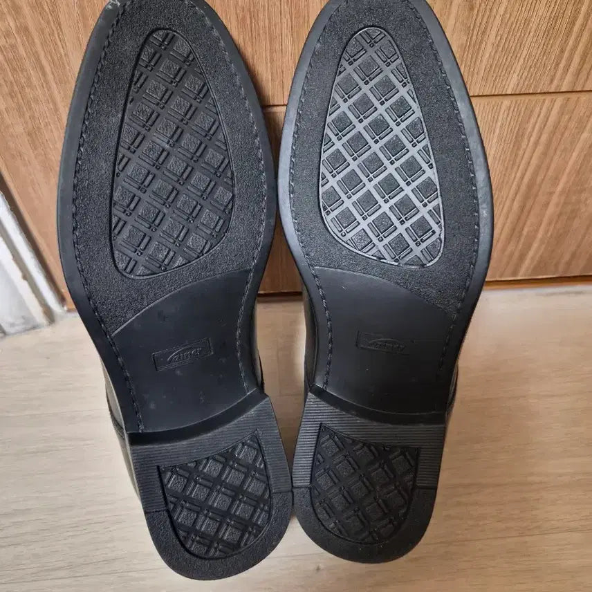 [SOLD OUT] 컴포트 바이네르 구두260~265mm