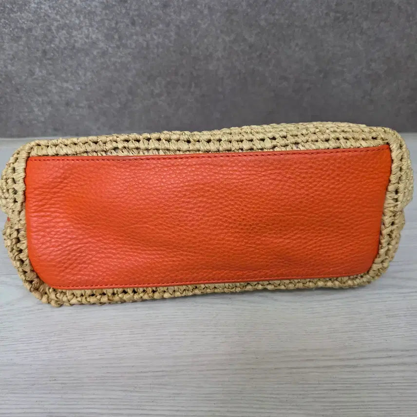 [BUNJANG] Tory Burch Rattan Shoulder Bag / 토리버치 라탄 숄더백