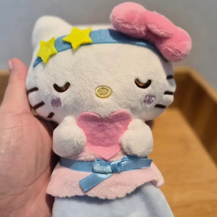 [BUNJANG] Hello Kitty Virgo Mascot / 키티 처녀자리 마스코트