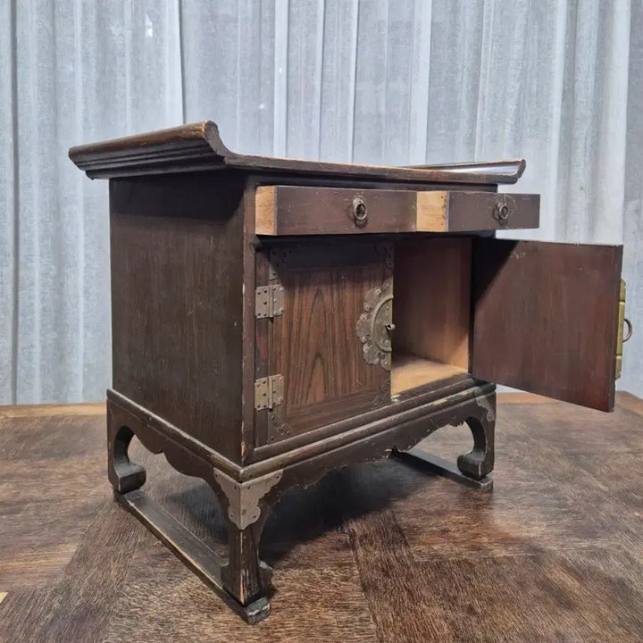 [BUNJANG] Korean Antique Jeonju Beoseon Head Cabinet / 한국전통 고가구 전주 버선 머릿장