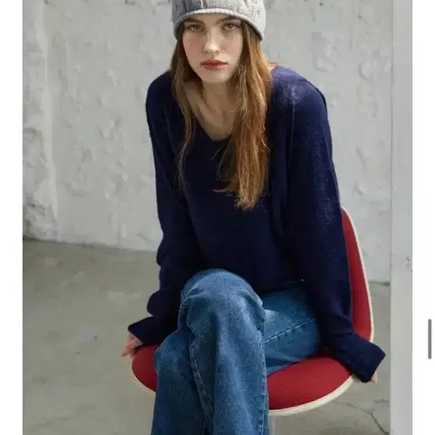 [BUNJANG] MAGNATE Archive Alpaca V-Neck Knit Sweater / 마그넷 아카이브 알파카 브이넥 니트