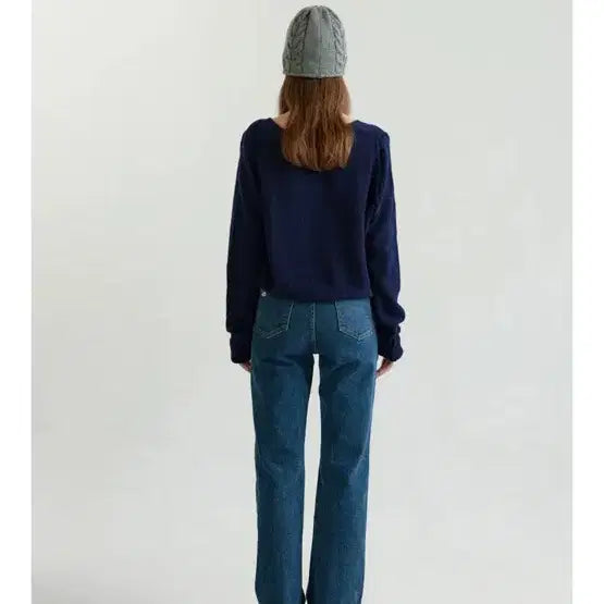 [BUNJANG] MAGNATE Archive Alpaca V-Neck Knit Sweater / 마그넷 아카이브 알파카 브이넥 니트