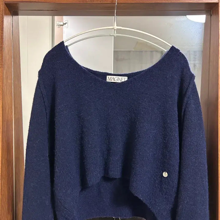 [BUNJANG] MAGNATE Archive Alpaca V-Neck Knit Sweater / 마그넷 아카이브 알파카 브이넥 니트