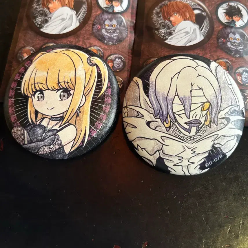 [BUNJANG] Death Note Misa &amp; Rem Leather Badge / 데스노트 가죽 뱃지 미사, 렘 원가 이하 양도