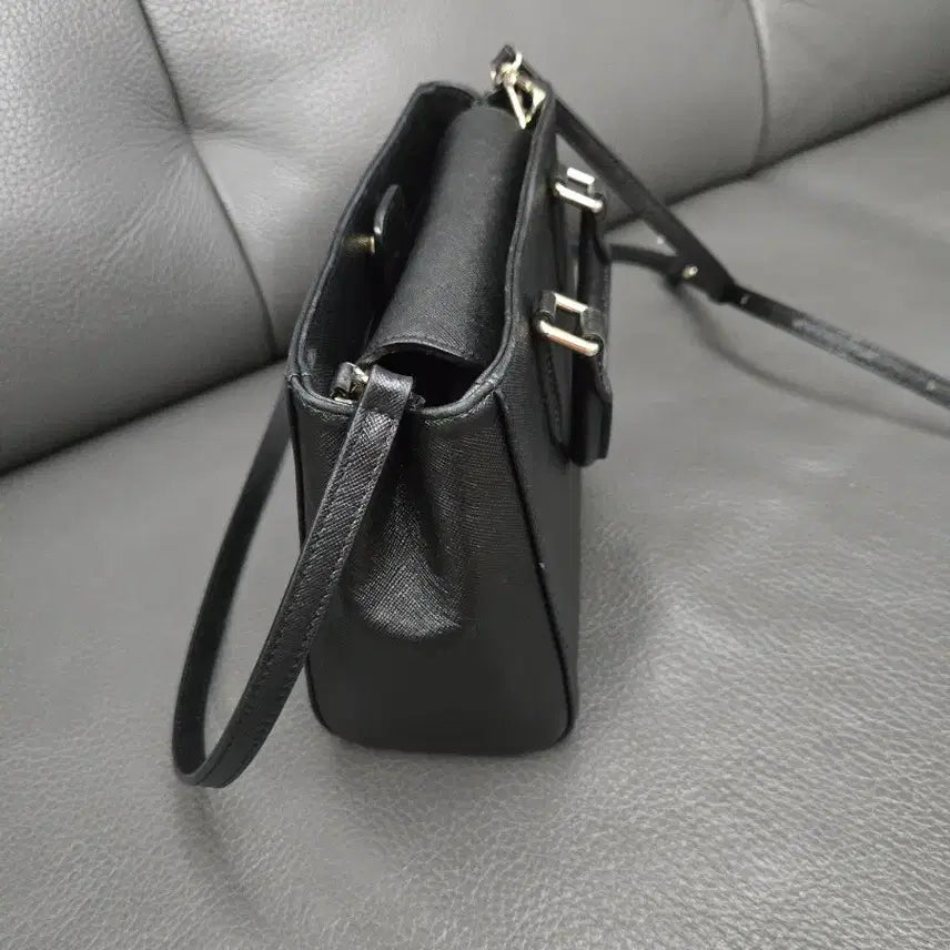 [BUNJANG] Metrocity Saffiano Crossbody/Shoulder Bag / (무배)메트로시티 사피아노 크로스백/숄더백