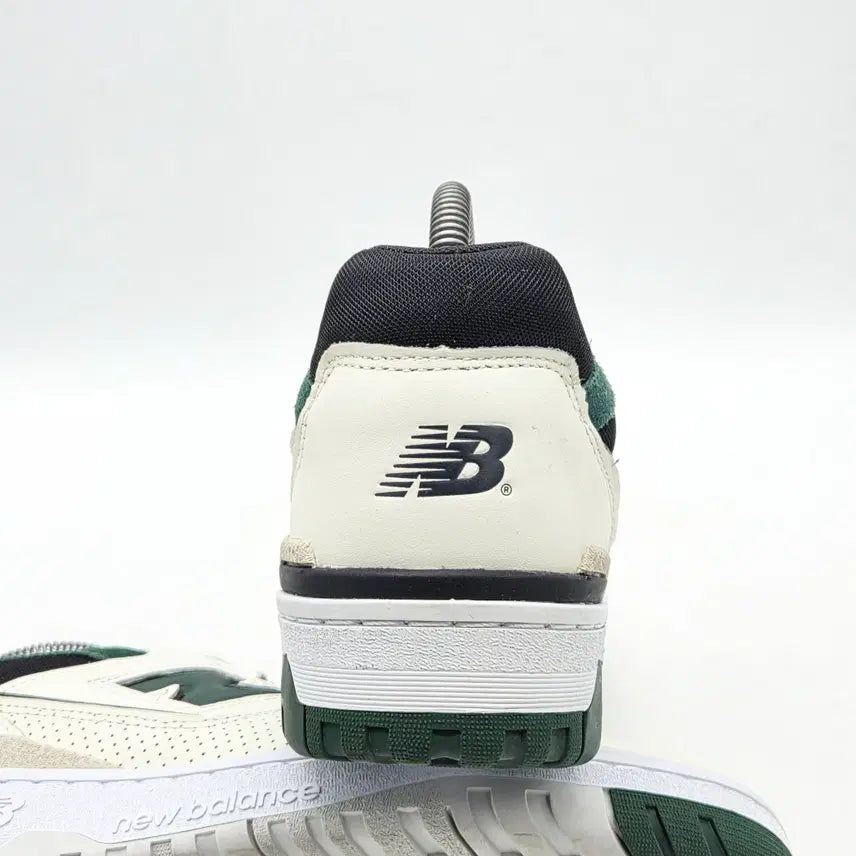 [BUNJANG] New Balance 550 Sea Salt Green Sneakers / 뉴발란스 550 씨 솔트 그린 (270 D)
