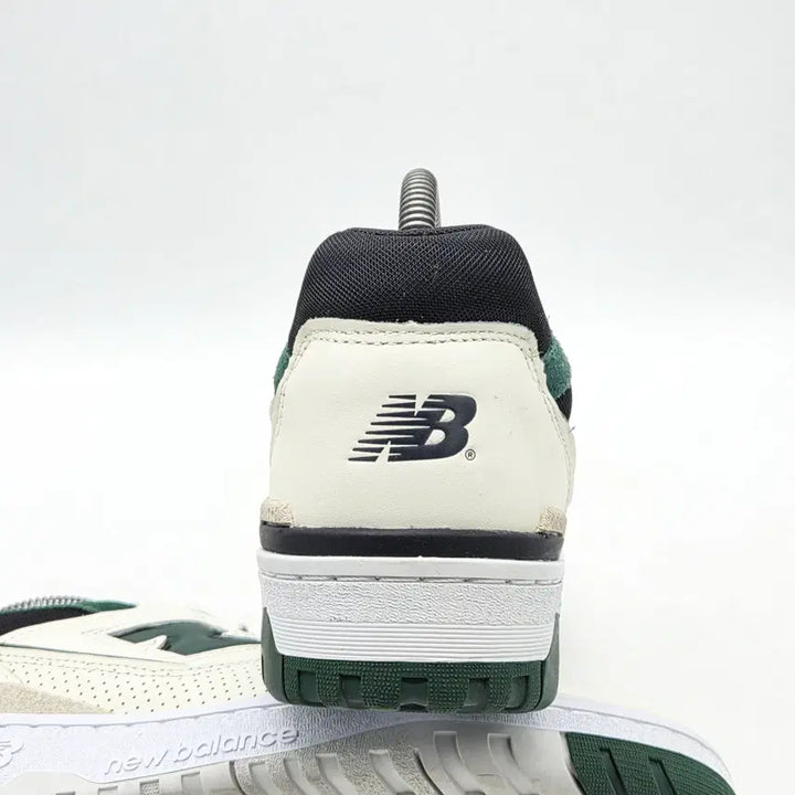 [BUNJANG] New Balance 550 Sea Salt Green Sneakers / 뉴발란스 550 씨 솔트 그린 (270 D)